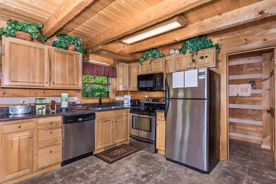 View! Private! Hot Tub,Pool Table,Fireplace,Relax! Sevierville Εξωτερικό φωτογραφία